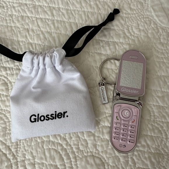 Glossier Accessories - NEW Glossier LA Flip Cell Phone Mirror Keychain